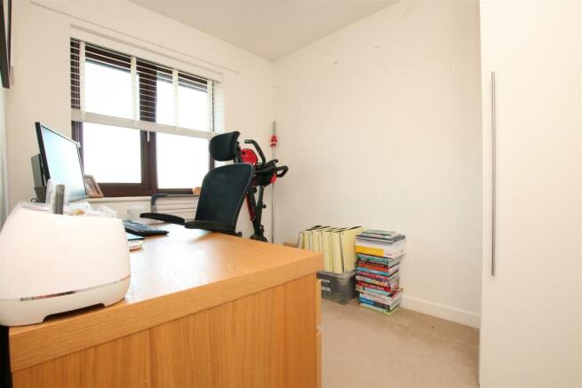 Bedroom 2.JPG