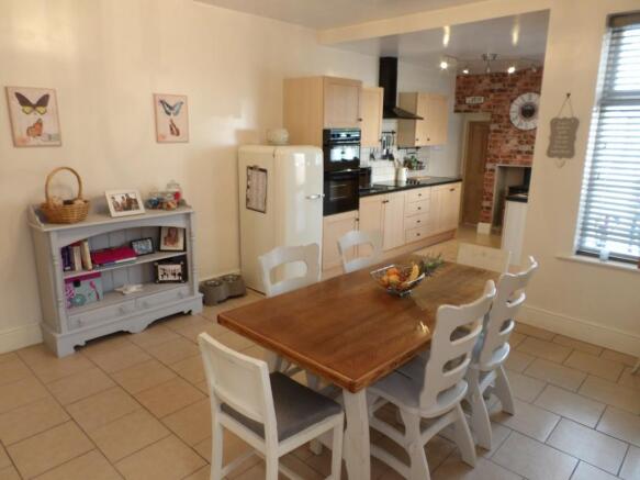Kitchen diner