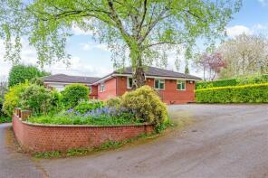 Hopyards, Inn Lane, Hartlebury DY11 7TA