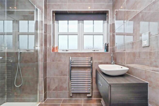 En Suite Pic 1