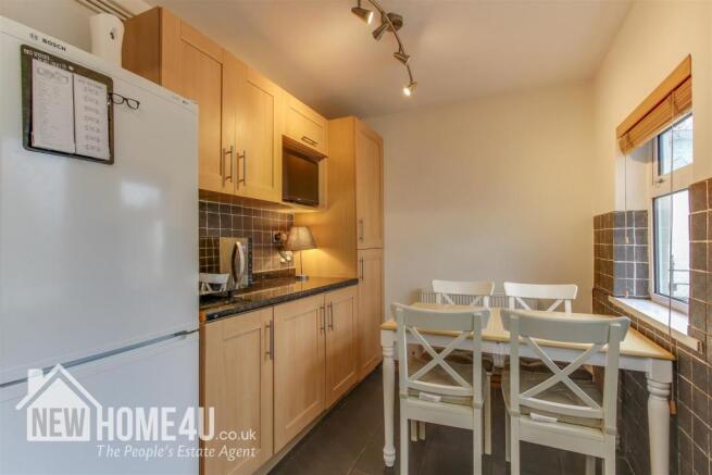 KITCHEN: