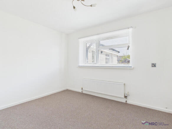 1 bed Flat to rent Image 11