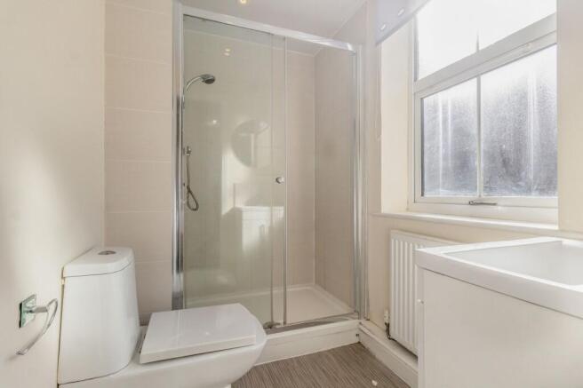 1 bed Apartment to rent Image 7