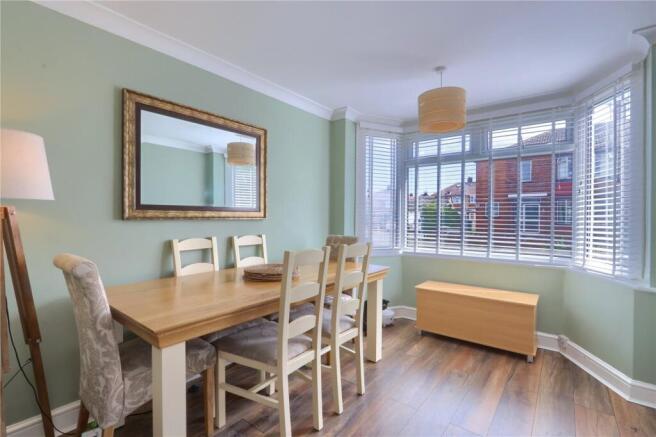 3 bed Semi-Detached for sale Image 6