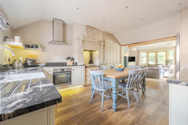 Main kitchen
