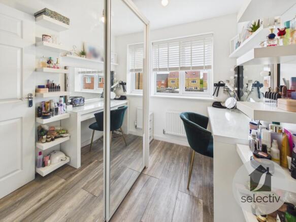 4 bed Town House for sale Image 10
