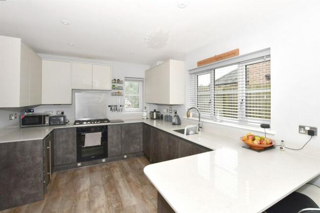 Kitchen/Breakfast Room