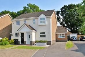 32, Hadrian Way, Wimborne BH21 3XF