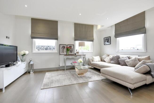 Lounge 4