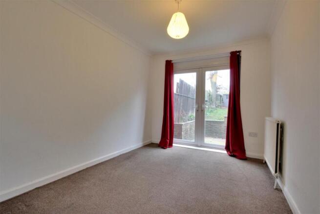 3 bed Semi-Detached for sale Image 6