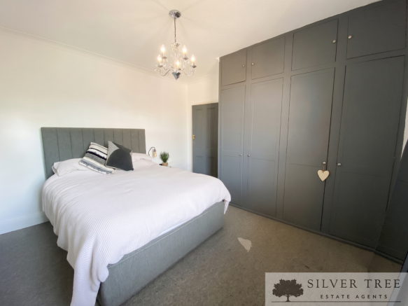 3 bed Terraced for sale Image 7
