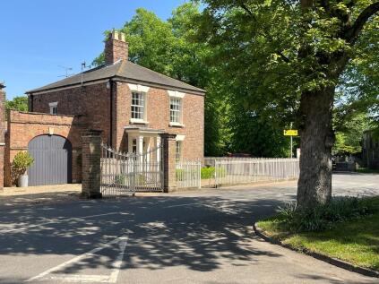 High Street, Moulton, PE12 6NL