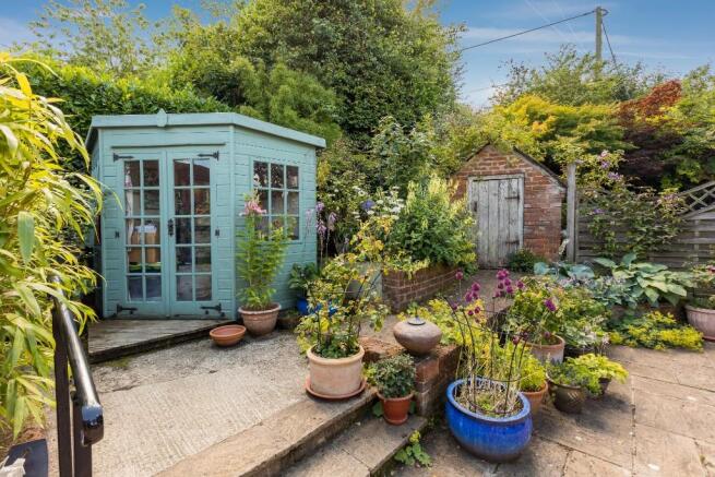 Garden studio