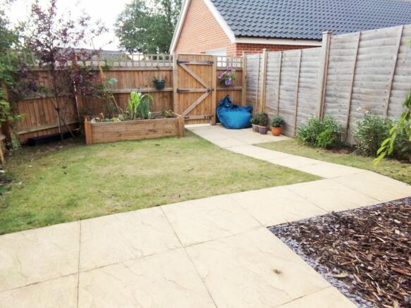 Photo 8