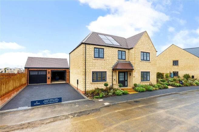 4-bed detached on Hayfield Heights, Gotherington, Cheltenham, Gloucestershire, GL52, £875,000
