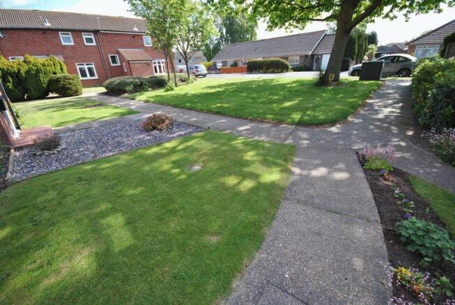 Front Gdn