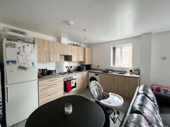 62 Clover Grove, Leek, ST13 7AS photo 4