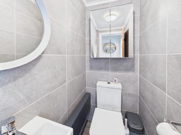 Cloakroom/WC