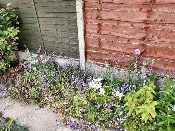 Gardens Aspect 4