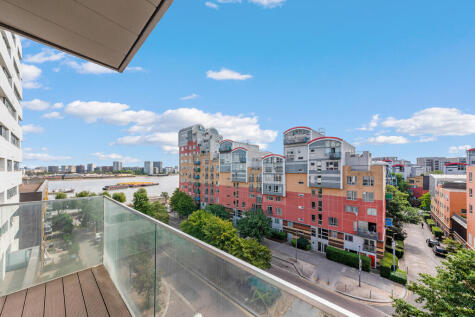 The Norton, 22 John Harrison Way, Lower Riverside, Greenwich Peninsula, SE10