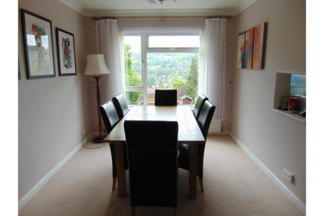 Lounge/Dining Room