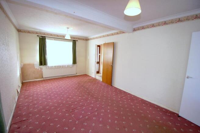 Dining/Bedroom 3