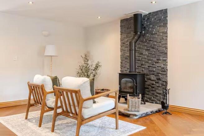 living room 5.jpg