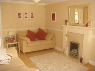 Sitting room.