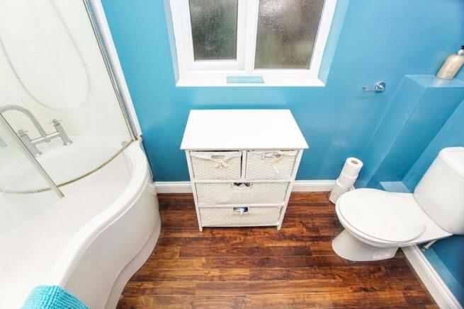 En-suite Bathroom