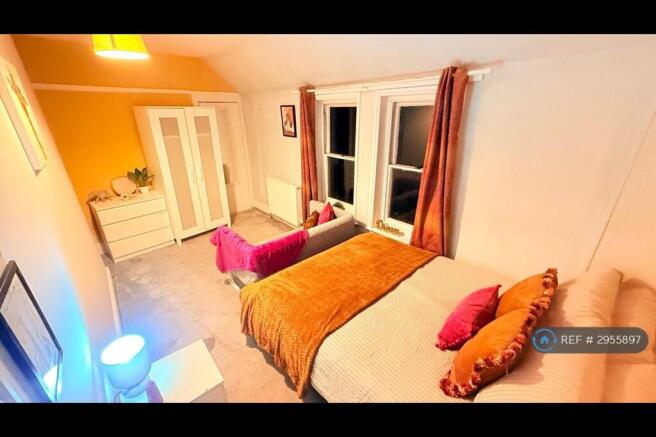 Room 5 - Double Room For Single/Couples Occupancy