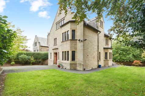 Carlton Drive, BRADFORD