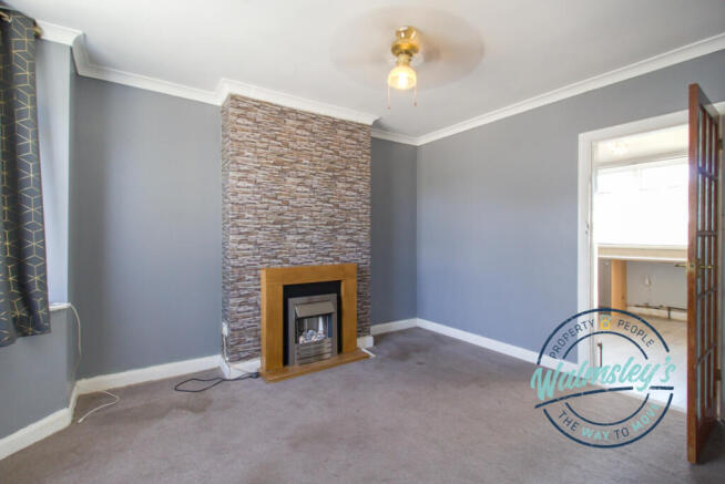 Sitting room with bay
