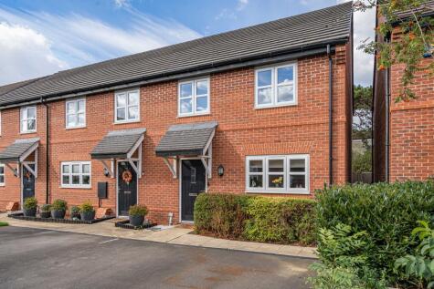 Lennon Way, Stoke Mandeville, Buckinghamshire