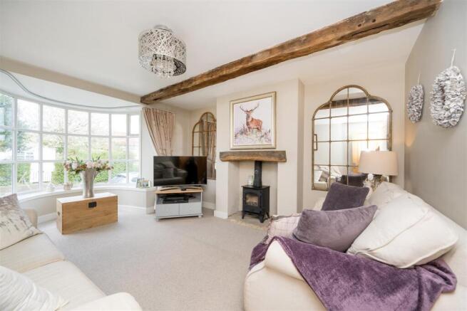 4 bed House for sale Image 4
