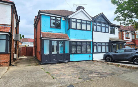 Morley Crescent East, Stanmore