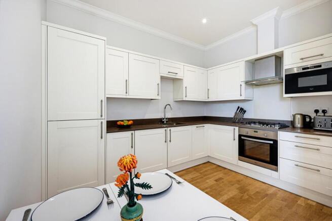Dining Area | Kitchen
