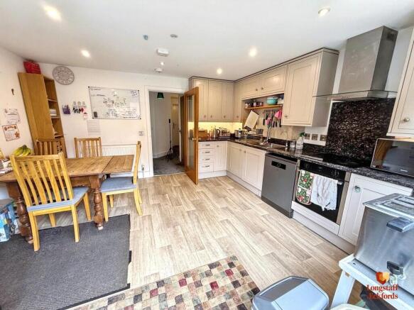 Kitchen 2