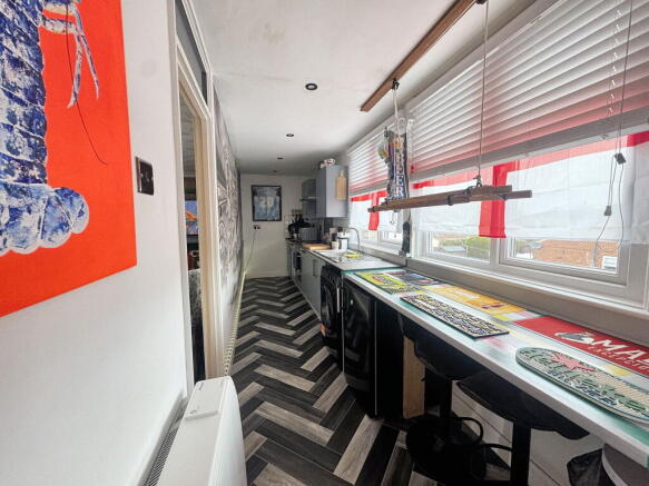1 bed Flat for sale Image 5