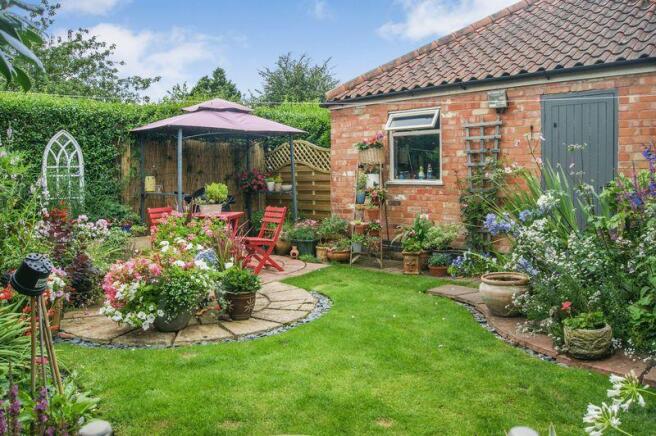 garden 3
