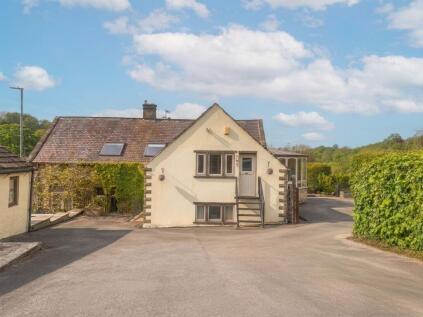 Penistone Road, New Mill, HD9