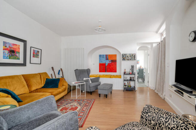 3 bed Terraced for sale Image 4