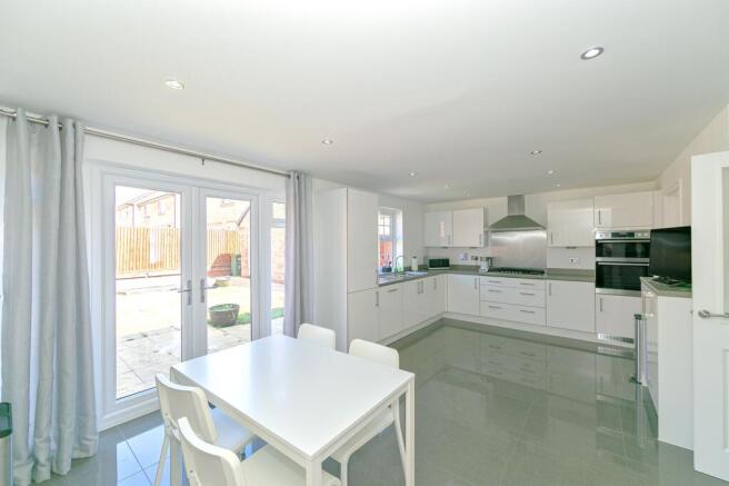 Kitchen/Dining Room
