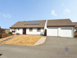 7, Millbrook Dale, Axminster EX13 5EF