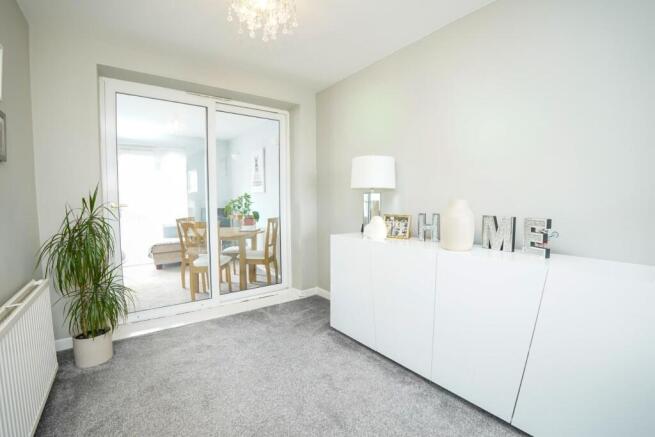 Thornton Close, Leigh, WN7 3NH photo 4
