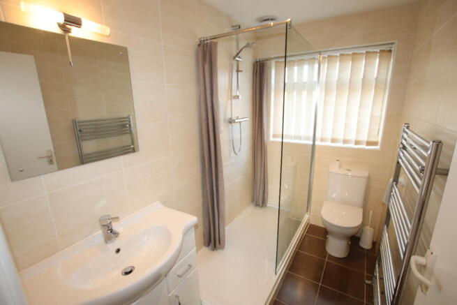 Holland Road 132 - Shower Room
