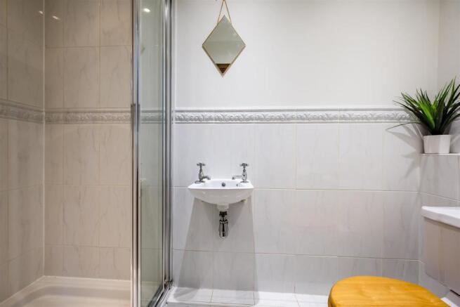 The Granary Bathroom