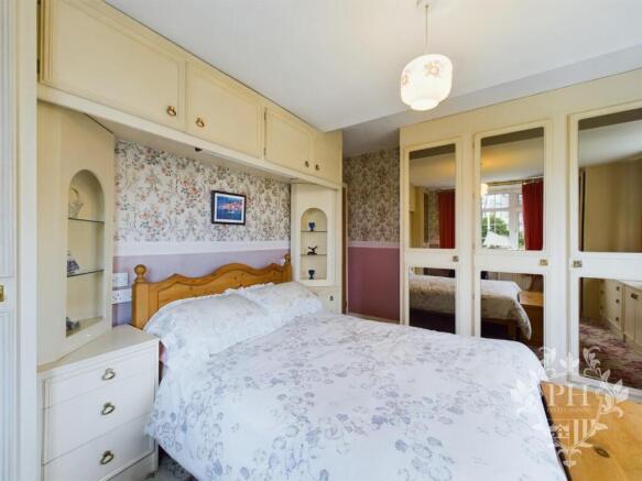 3 bed Detached Bungalow for sale Image 5