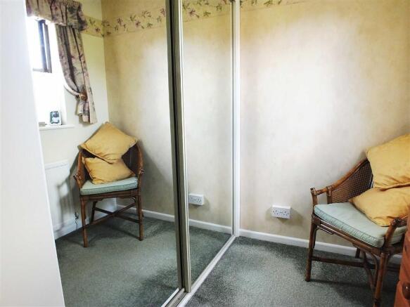 DRESSING ROOM