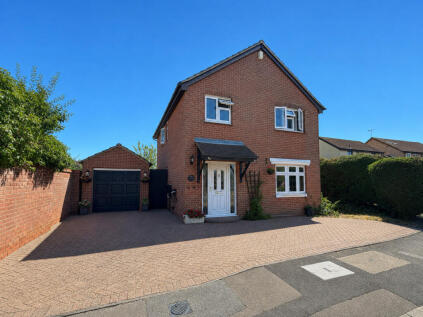 Woodstock Crescent, Hockley
