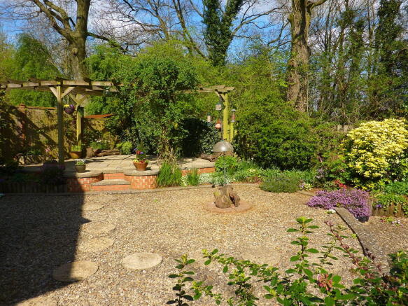 Photo 10
